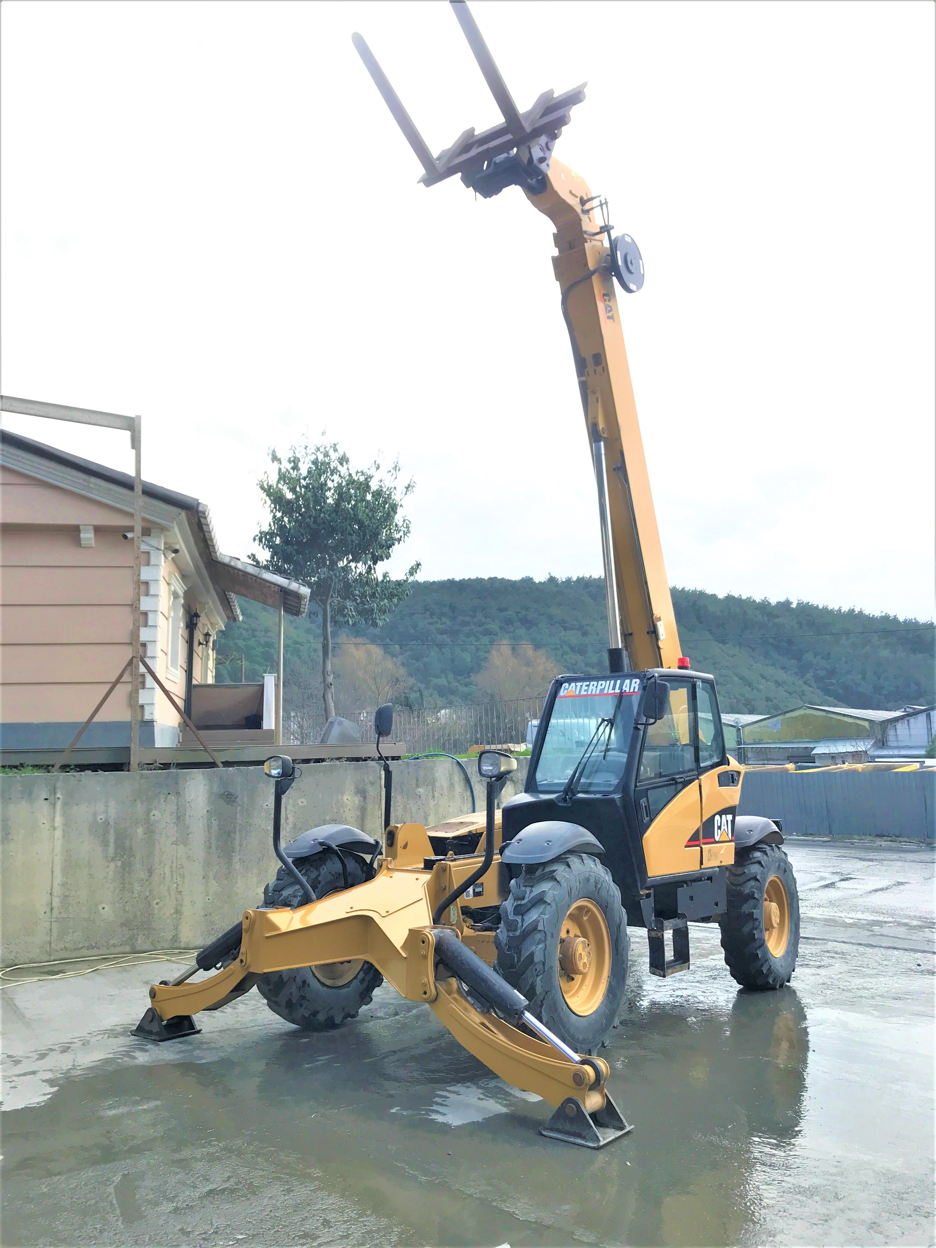 CAT TH 360B